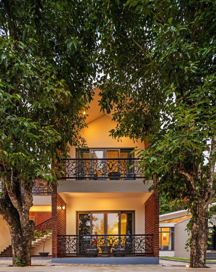 Vismita County Hotel Chikmagalur Ngoại thất bức ảnh