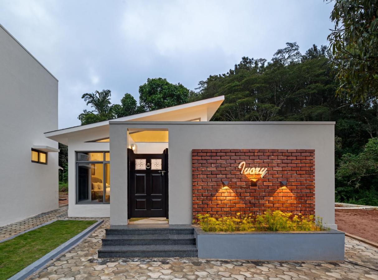 Vismita County Hotel Chikmagalur Ngoại thất bức ảnh